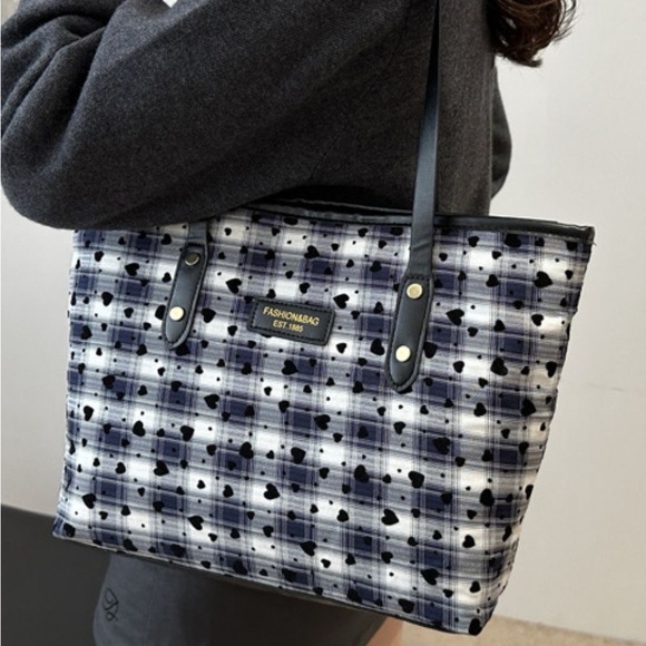I 🖤 You Heart Plaid PU Leather Strap Tote Bag - Picture 4 of 8
